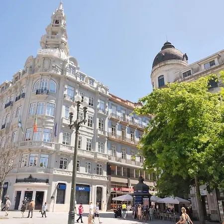 Take Me To Aliados *