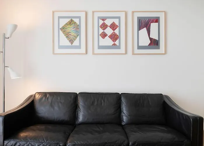 Take Me To Aliados Apartman