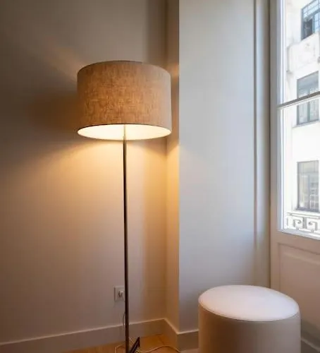 Take Me To Aliados Apartman *